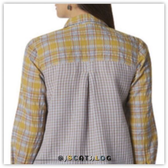 Plaid Long-Sleeved Boyfriend Button-down Shirt - Picture 3 of 4